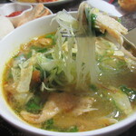 Warung Berkah Jaya - 鶏肉や春雨など具沢山のSoto Ayam