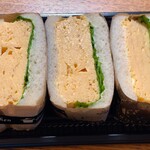 Sushi Takumi - 黄金出汁のだし巻き玉子サンド