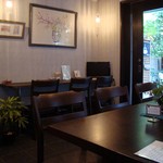 レヴェリー - お洒落な店内