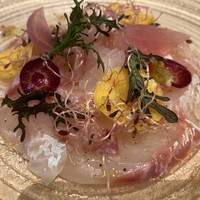 ブラッスリー アミカル - 鮮魚のカルパッチョ