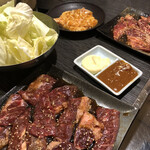 ホルモン焼肉 あかいち - 今夜のラインナップ