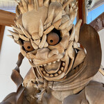 梅谷醸造元 - 木彫りの雷神様