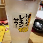 Kushidori - レモンサワー 180円