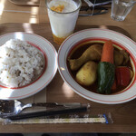 SOUP CURRY S*pice - チキン野菜の30とご飯は大盛り♪