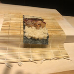 すし人 三篤 - 赤貝のひもと...