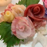 Yoshitomo Sushi - 花束ちらしセット…税込2000円