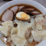 中華麺店 喜楽 - チャーシューワンタン麺