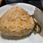 食事処 ニュー因幡 - かしわ飯にぎり　110円