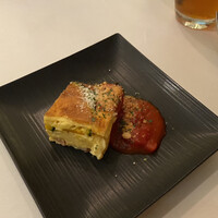 24/7 restaurant - 