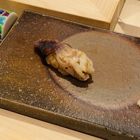鮨 銀座 おのでら - ホッキガイの炙り
