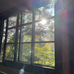 カフェ・ル・プティ・ニ・トロワ - 