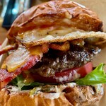 ブッチャーズテーブル - アメリカンスペシャルバーガー