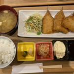 Himonoyakohachi - アジフライ定食990円