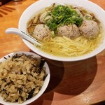 麺屋 六感堂 - 生姜香る秋刀魚のつみれラーメン＋葉唐辛子とじゃこの炊込みご飯