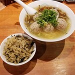 麺屋 六感堂 - 生姜香る秋刀魚のつみれラーメン＋葉唐辛子とじゃこの炊込みご飯