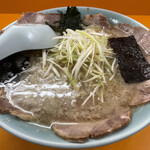 ラーメンショップ - ネギチャーシューメン　濃いめ多め　700円