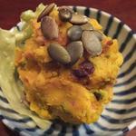 興 - 「雪化粧かぼちゃのサラダ」：さっぱりとした酸味のドレッシングが
      かぼちゃの甘味を引き締めて♪
      