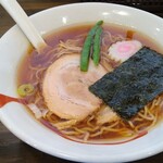 かまや食堂 - 強烈だが品の良い節系中華そば