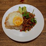 タイ料理 スワンナプームタイ - ガパオガイ