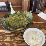 一品堂 - のり味噌らーめん858円と無料のライス