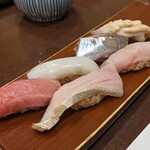 鮨みやもと - 握り（マグロ、スミイカ、サンマ、ホッキ貝、ブリ、メヌケ）