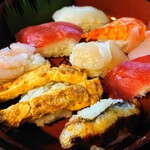 魚正寿司 - 令和3年10月 ランチタイム
      にぎり1人前 928円