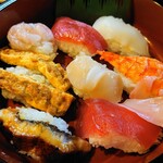 魚正寿司 - 令和3年10月 ランチタイム
      にぎり1人前 928円