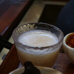 木と季 - 甘酒と発酵杏子のドリンク