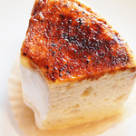 プティ・グラン - 焦がしシフォン (220円) '12 10月中旬