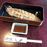 源与門 - 白焼には山葵が最高