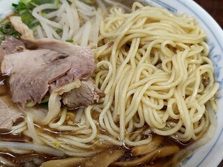 Takabashi Ramen - 麺とチャーシュー