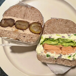 あおの森べーぐる - マロンと燻製グリルサーモン