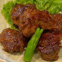 【水曜日】鮪のほほ肉ステーキ