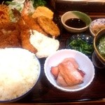 新地 入船 - 海老フライ＆チキンカツ定食