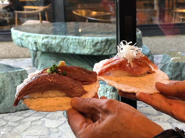 金乃こって牛 高山 寿司 食べログ