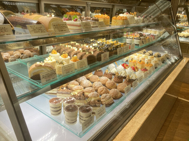 ベルグの4月 たまプラーザテラス店 たまプラーザ ケーキ 食べログ