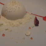 ランベリー ナオト キシモト - 丸いメレンゲのドーム