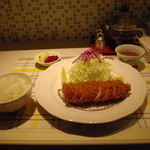 丸山吉平 - 特ヒレかつ定食（１８００円）