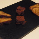 ランベリー ナオト キシモト - スペシャリテのクグロフとマシュマロチョコがけ