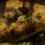 クロッキオ - 鹿とじゃがいものキッシュ