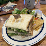 ハナカフェスタイル - ツナチーズサンドイッチ