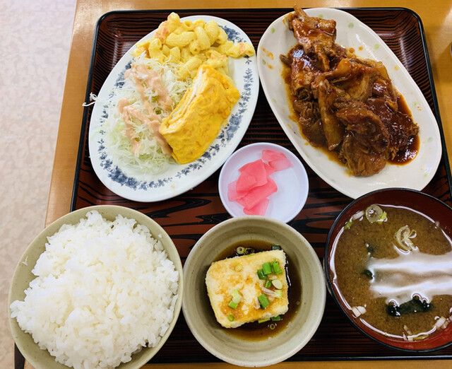 沖縄あやぐ食堂の特徴