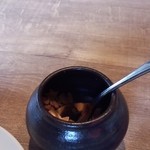 ハンバーグファクトリー - ニンニク