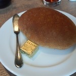 ハンバーグファクトリー - パン