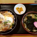 手打ちうどんマコト - かつ丼セット