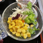 Werubii Maike - 野菜サラダ。