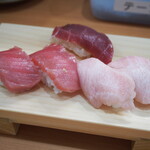 赤酢 謹賀 - 大間まぐろ 赤身：190円、中トロ：290円、大トロ：290円