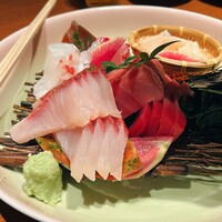 寿司割烹やまちょう - 刺身盛り〜♪