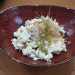 赤酢 謹賀 - 謹賀名物 〆サバおから和え：390円
