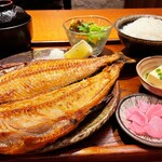 Thick grilled mackerel mackerel set meal